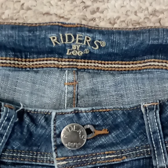 Lee Riders Jeans - Picture 2 of 10